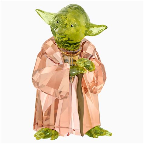 Les chansons de fêtes et d'anniversaires pour toute la famille. Star Wars - Maître Yoda | Swarovski.com