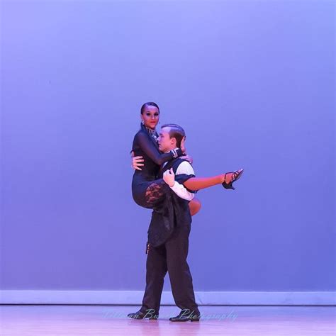 Royal wedding 1951 an unusual dance number to say the least. Ballroom dance with Fred Astaire Dance Studio Memphis ...