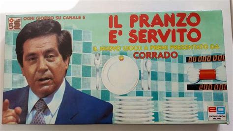 Il pranzo è servito nasce nel 1982, in seguito ai molteplici contatti tra il grande corrado e il patron della giovane canale 5 silvio berlusconi che in un incontro privato con il presentatore gli fa una proposta: Il pranzo è servito - Editrice Giochi 1985