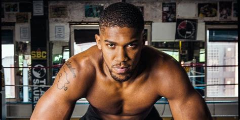 Anthony joshua won his first 22 pro fights and was heavyweight champion of the world between 2016 and 2019 until a stunning loss to andy ruiz jr. Anthony Joshua: «J'aime la boxe qui pense et qui esquive ...