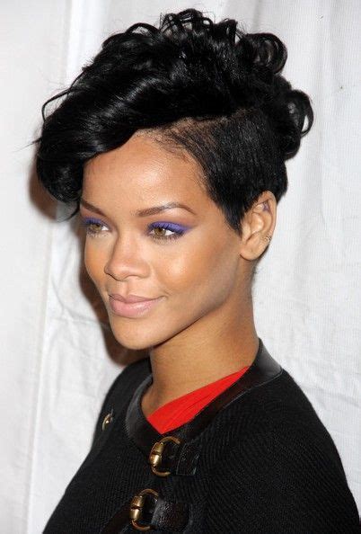 Keeping the front just a teeny bit longer and the top full of volume makes the style easy to pull off. Rihanna Hairstyles: Short in 2020 | Rihanna hairstyles ...