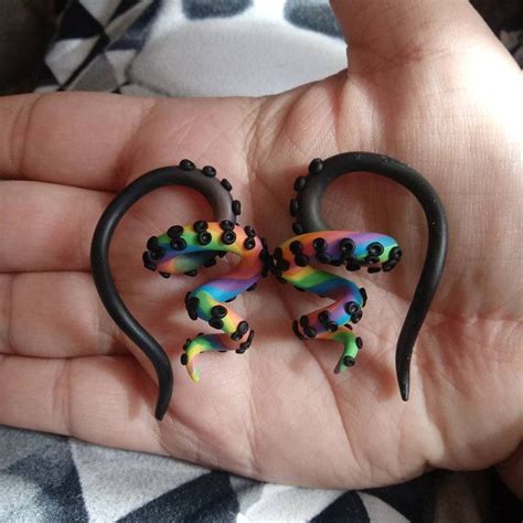 Saying no will not stop you from seeing etsy ads or impact etsy's own personalization technologies, but it may make the ads you see less relevant or more repetitive. Fake ear tentacle gauge - Faux gauge/Gauge earrings ...