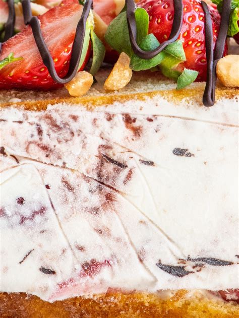 Delicate and delicious dessert with excellent cottage cheese and berry flavor and aroma. Ice cream & berry terrine - HeleenMeyer