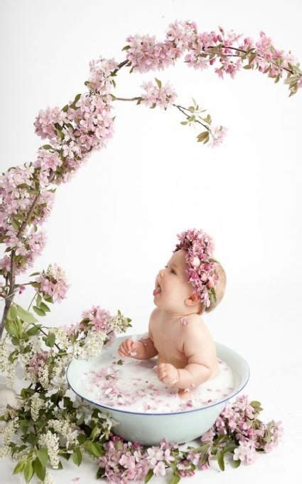 The lotus blooming bath comes in 4 design colours. Baby bath flower 44+ Ideas | Baby milk bath, Photographing ...