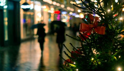 Joulurauhan julistus ja Turun joulumarkkinat | Hertz