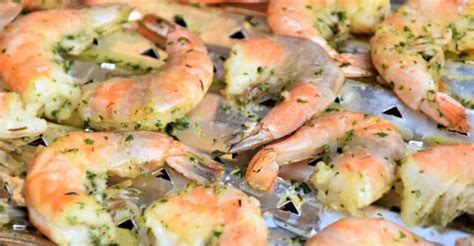 Experts recommend all people living with diabetes make nutrition therapy a part of their diabetes treatment plan. Diabetics Prawn Salad : The Italian Diabetes Cookbook And ...