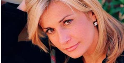 Pare soffrisse di depressione, una malattia di cui si il 3 giugno è venuta a mancare alessandra appiano, giornalista e scrittrice. Alessandra Appiano, il mistero della morte della ...