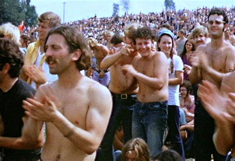 3 days of peace & music and alternatively referred to as the woodstock rock festival, it attracted an audience of more than 400,000. Aug. 17, 1969 | Woodstock Festival Ends - The New York Times
