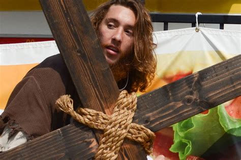 What is the origin of the common picture of jesus? Philly Jesus offers advice for Pope Francis' visit
