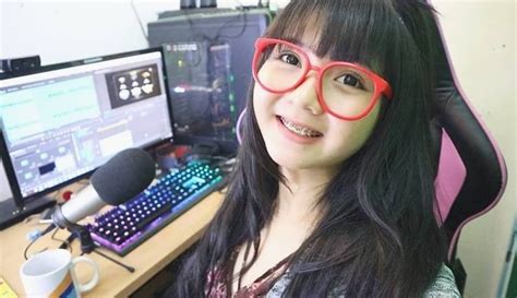 Maka selamat kamu telah memasuki situs yang akan membawa kamu kedalam mimpi. Mengenal Sarah Viloid, Sosok Gamer Cantik yang Ternyata Kehidupan Masa Lalunya Tidak Mudah ...