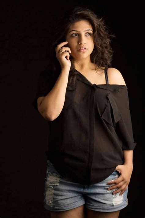 Tamil actress supriya aysola stills in orange saree. Supriya Aysola Hot Navel Saree Pics New Bikini Photos