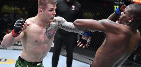 Marvin vettori adesanya a giugno whittaker non mi ha stupito. UFC - Marvin Vettori en total contrôle face à Kevin Holland