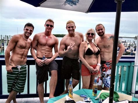 #lindu #linchenxdudu #linchen #hanrunbo #couple #boyscouple #boyslove #lgbtq #cosplay dudu instagram: Linda Hogan's Yacht Vacation With Kasey Kahl, Men Of ...