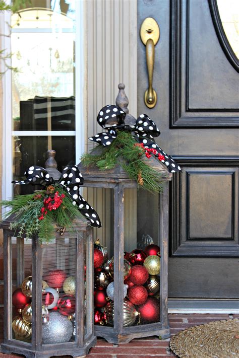 See more ideas about christmas decorations, christmas holidays and holiday. 10 Outdoor Christmas Decoration Ideas - Stylish Outside ...