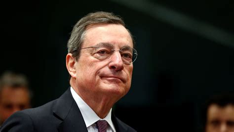 Mario draghi suggests europe should entirely change economic course. EZB: Die Entzauberung des Mario Draghi - DER SPIEGEL