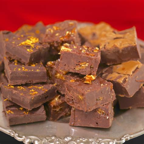 One bowl and the microwave is all you need to make smooth, creamy fudge. Nucriwave Fydge : Microwave Fudge : I've never tasted ...