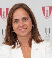 If you have bought a phone from someone and forget to ask him for resetting it, then you are in huge trouble. Clara Patrícia Costa Raposo