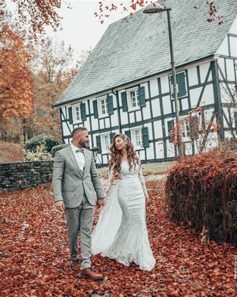 Check spelling or type a new query. Hochzeitskleid Langarm | Brautkleider Spitze Gunstig ...