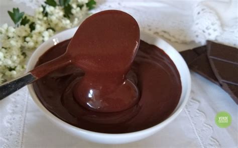 Chi ha detto che i dolci senza uova non vengono bene? Crema al cioccolato senza latte, uova e farina | Verde ...