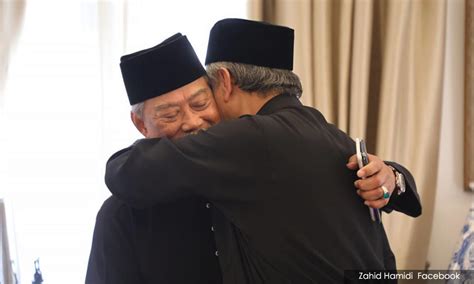 Segmen kesihatan awam lain juga akan diberi tumpuan. Umno kemuka enam tuntutan pada Muhyiddin