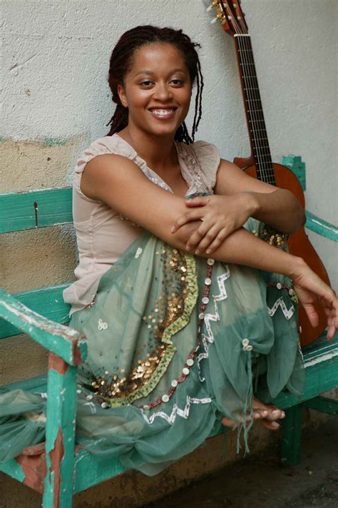 Discover all sara tavares's music connections, watch videos, listen to music, discuss and download. Sara Tavares | by Isabel Pinto | José Monteiro | Flickr