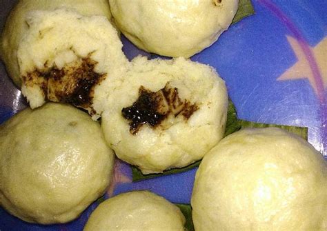 Bahan yang digunakan untuk membuat bakpao adalah tepung terigu dan juga ragi sehingga adonan pun dapat mengembang. Resep Bakpao empuk, simple, enak 😊 oleh Brined - Cookpad