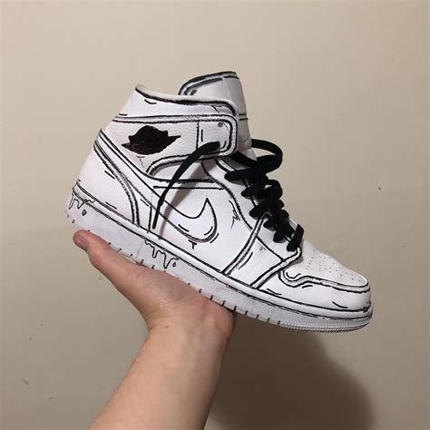 We move on with air jordan himself in this cc. I've been seeing a lot of custom cartoon Jordan 1s, so I ...