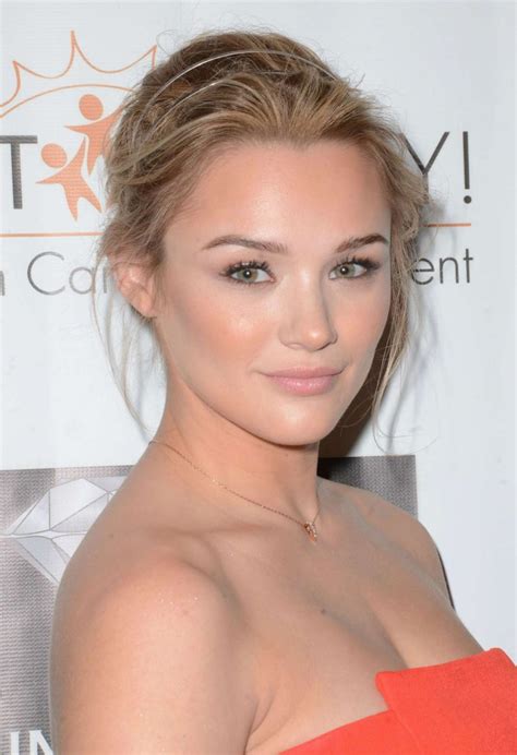 Hunter King Hottest Bikini Pictures Reveal Her Sexy Curvy Body