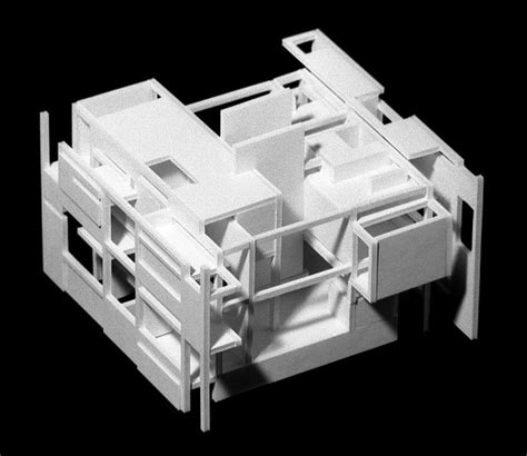 Focus on column and beam being an extension of the grid. House IV 1971 - EISENMAN ARCHITECTS
