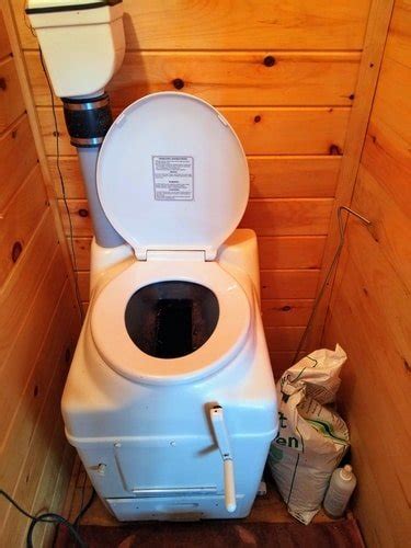 Outhouse / toilet options for remote cabin? Best Off-Grid Toilet Options For Tiny Homes & Cabins With ...