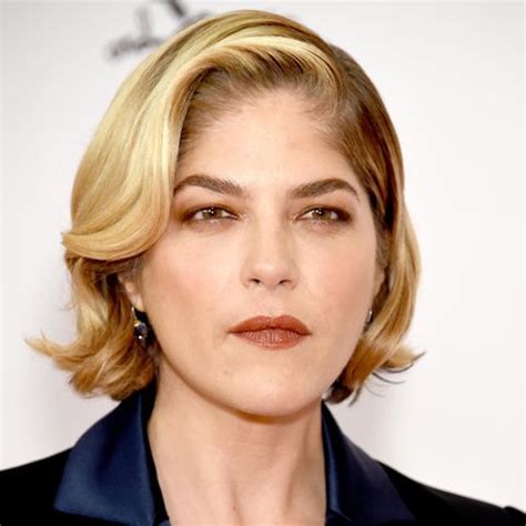 Selma blair (48) hat sich von ihrer brünetten haarpracht verabschiedet. Kurzhaarfrisuren von Selma Blair | GALA.de