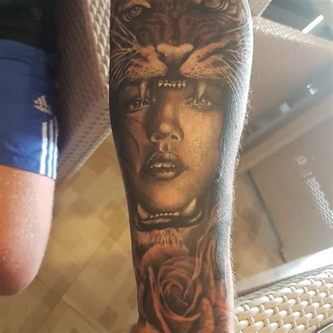The portrait tattoo that is done is quite neatly placed behind the back. Bali Shadow Tattoo and Body Piercing ⋆ TATTLAS.COM ⋆ Bali ...