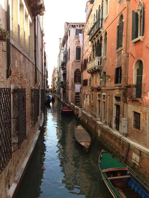 After proceeding to your payment you will be. Una particolare domenica a Venezia | Avventure & Viaggi