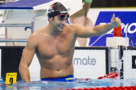Grande gara per gabriele detti, il nuotatore toscano che nella notte italiana ha regalato una gioia al popolo azzurro conquistando la medaglia di bronzo nei 400 stile libero. Budapest, Gabriele Detti medaglia di bronzo - le foto ...