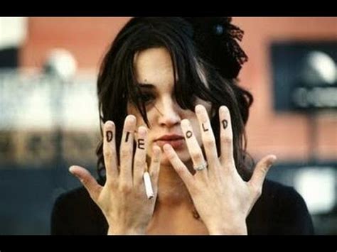 This is a community dedicated to the one and only asia argento, daughter of the infamous dario argento, and star of such films as xxx; Scarlet Diva - Intervista ad Asia Argento - YouTube