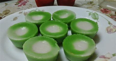 Gabungan tiga rasa dalam satu kuih merupakan sebuah gabungan yang sangat ideal untuk dimakan. My Kitchen Diary: KUIH NONA MANIS