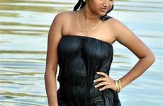hot indian tamil aunties aunty mallu girls sexy wet girl desi actress pavadai bathing telugu boobs bath body village south