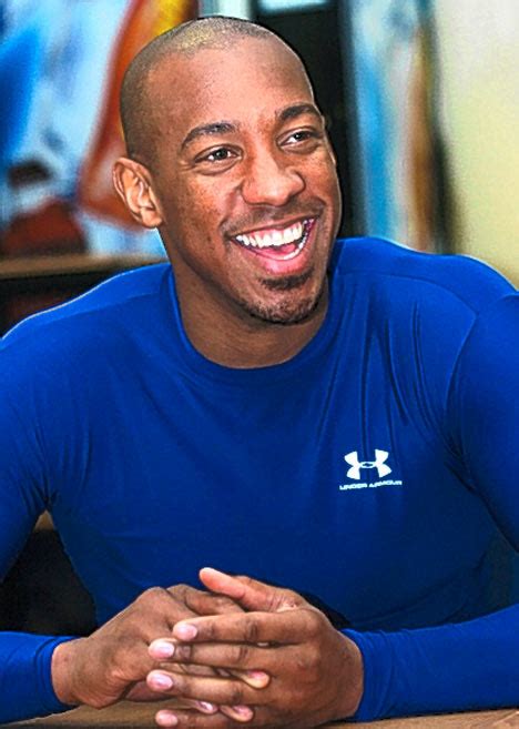 Born in leicester, he was capped four times for england. Dublin breaks back bone | Daily Mail Online