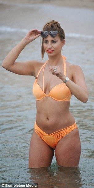 While i'm not entirely convinced that this is an actual boxer and not a model (it's been my experience that female boxers generally aren't this pretty), who as for the camel toe, there isn't much to say other than it's there, which makes us pretty sure this isn't a dude. Amyzanys` blog: Ferne McCann Striped Down To Neon Bright ...