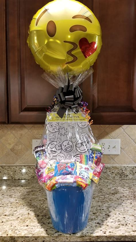 Their products are also great for business and corporate gifts for a variety of events, such as: Pin by Creative Designz on Unique Gift Baskets (With ...