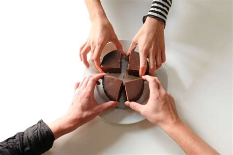 Authorised by t picton, 3/22 eastbrook tce, east. Four people share a cake - ABC News (Australian ...