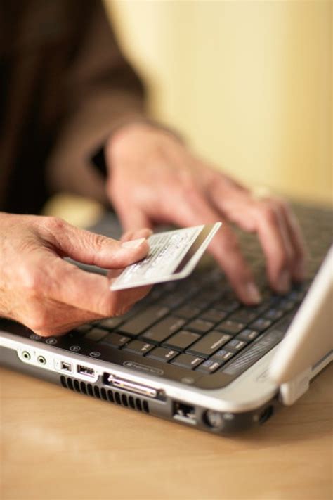 Direct deposit of $500+ required; How to Direct Deposit a Paycheck Without a Checking ...
