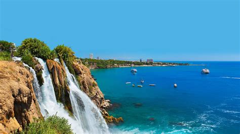 Antalya konumu ve coğrafi yapısı gereği türkiye'nin en önemli turizm merkezlerinden birisidir. Antalya - Premium Travel