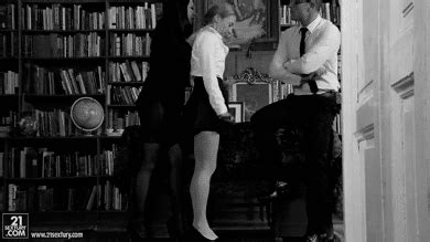 Married couple bang latina babysitter 1845 min. oral ficken