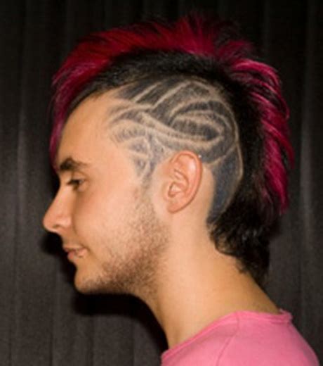 Rien de tel pour épater tes amies que d'arriver à l'école avec une toute nouvelle coiffure. Coiffure homme dessin