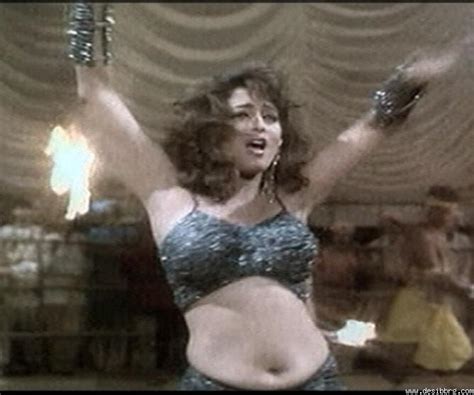 Happy to keep in touch! Hot actress: Busty milf Madhuri Dixit's deep navel show!!!