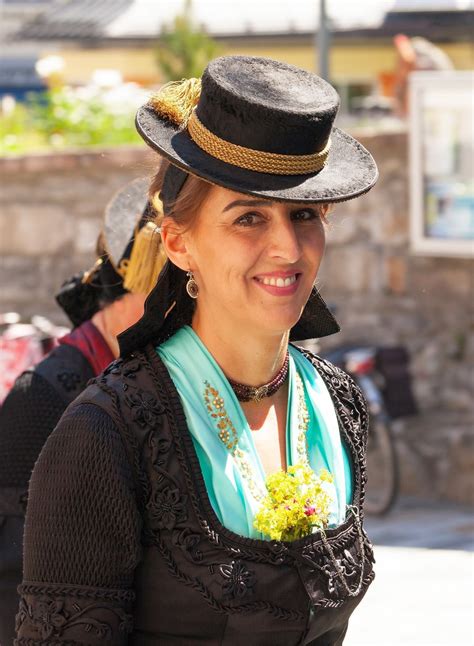 Maria hutter war von 2011 bis juni 2017 geschäftsführerin und von 2014 bis 2018 ausschussleitende gemeinderätin für wirtschaft und tourismus der övp bruck an der großglocknerstraße, wo sie seit. Landesrätin erklärt: "Das muss man sich trauen" - Pinzgau