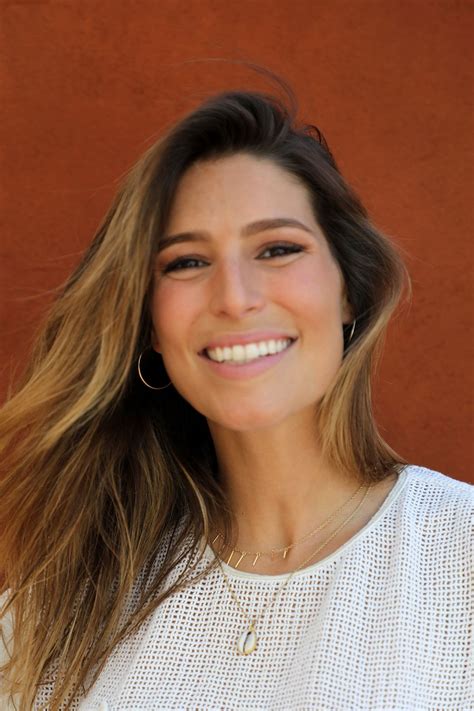 À 14 ans, laury thilleman tente le concours elite model look pour devenir mannequin et est finaliste.l'adolescente se lance ensuite dans le mannequinat et réalise quelques séances photos. Laury Thilleman - French Open Mens Final At Roland Garros ...