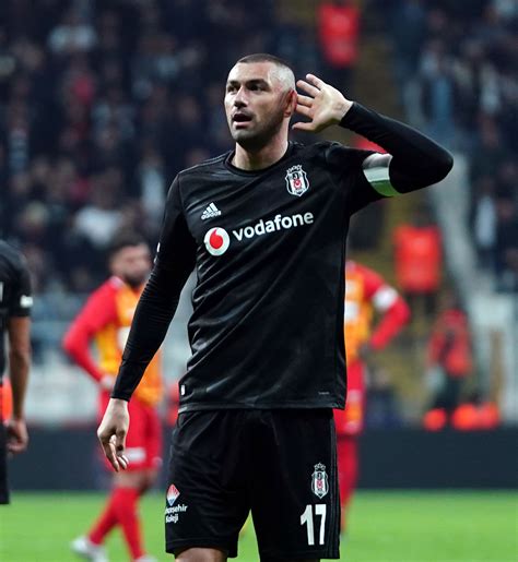 Trtspor'a konuşan burak yılmaz'ın açıklamaları şu şekilde: Burak Yılmaz'ın gol sevinci - Gerçek Gündem