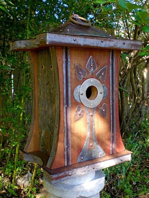 Well, i have some amazing birdhouses that not only are cute, but they give your backyard more of a natural vibe. 40 Beautiful Bird House Designs You Will Fall In Love With ...